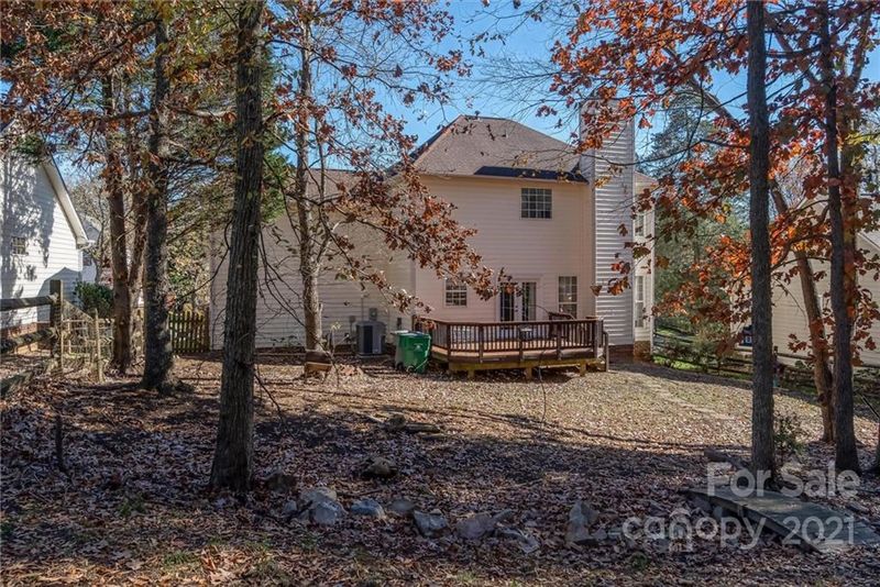 7420 Tupelo Ln, Charlotte, NC 28269