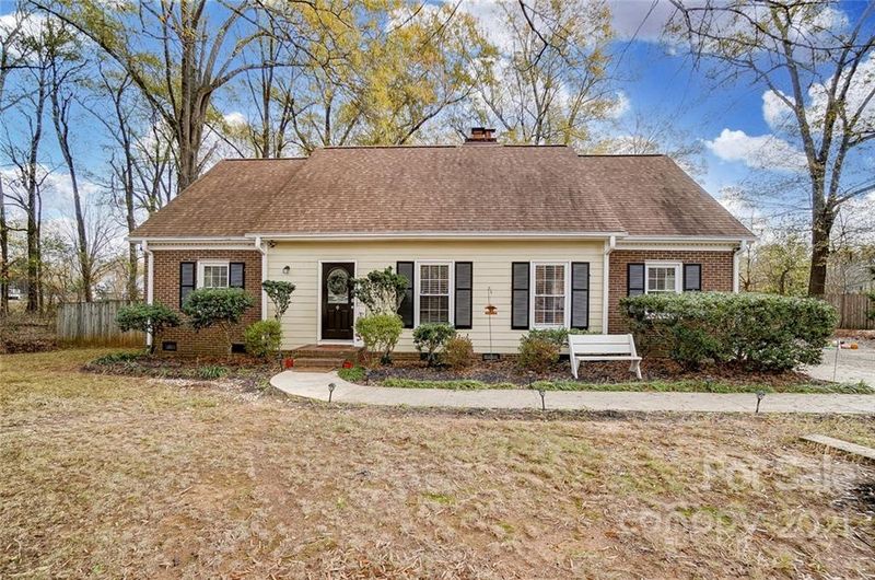 1419 Griffith Rd, Monroe, NC 28112