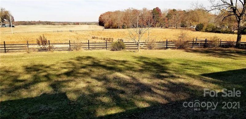 6901 Medlin Rd, Monroe, NC 28112