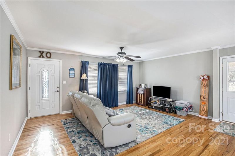 204 Lou Dr, Gastonia, NC 28052