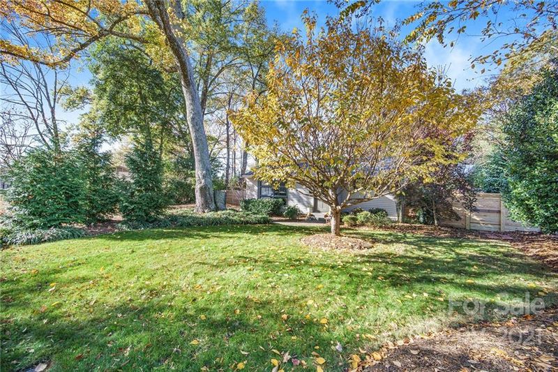 4732 Gilmore Dr, Charlotte, NC 28209