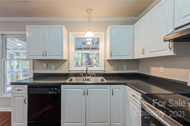 4059 Point Clear Dr, Tega Cay, SC 29708