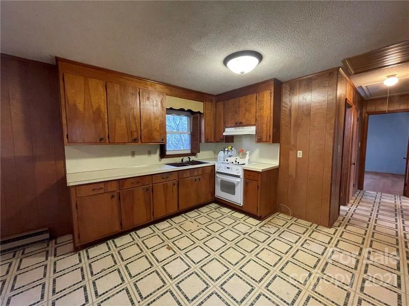 609 Anne Ave, Waxhaw, NC 28173