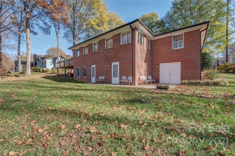 2404 Denise Dr, Gastonia, NC 28056
