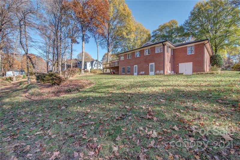 2404 Denise Dr, Gastonia, NC 28056