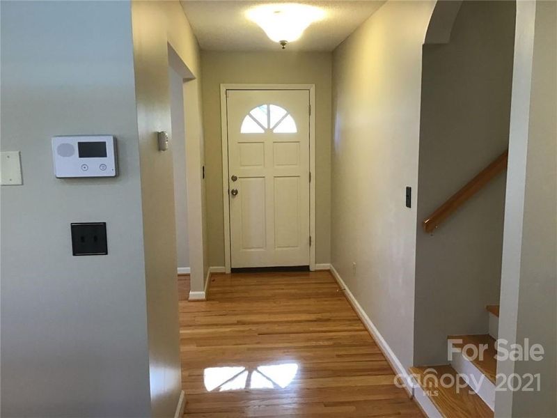 306 W Puett St, Dallas, NC 28034