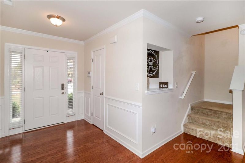 2704 Old House Cir, Matthews, NC 28105