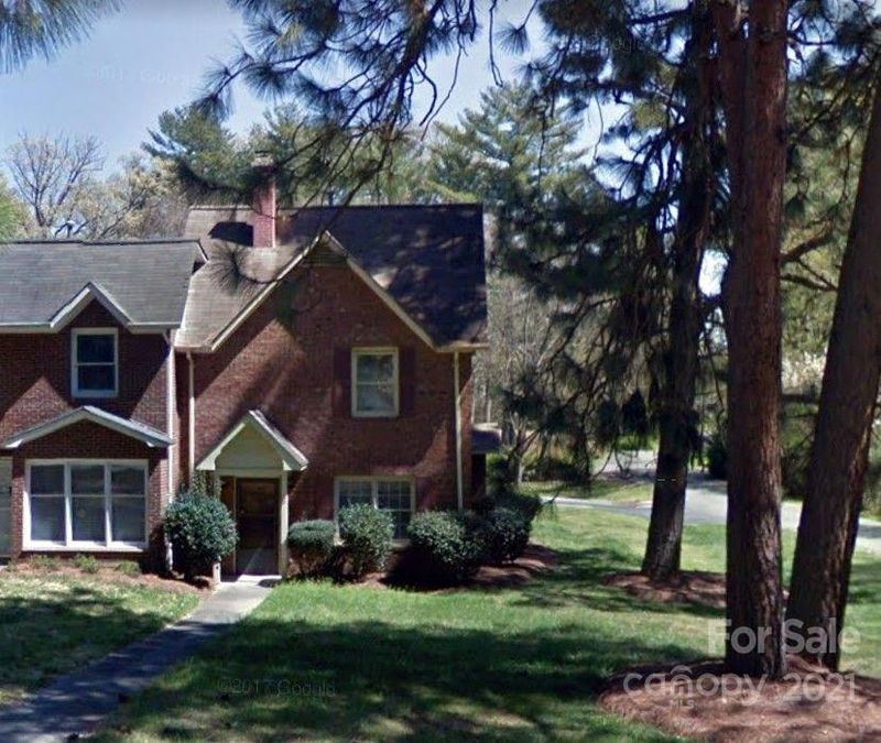 204 Idlewood Dr, Kannapolis, NC 28083
