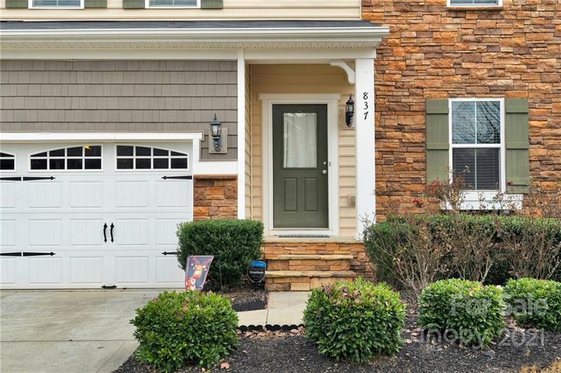 837 Lion Ln, Fort Mill, SC 29715
