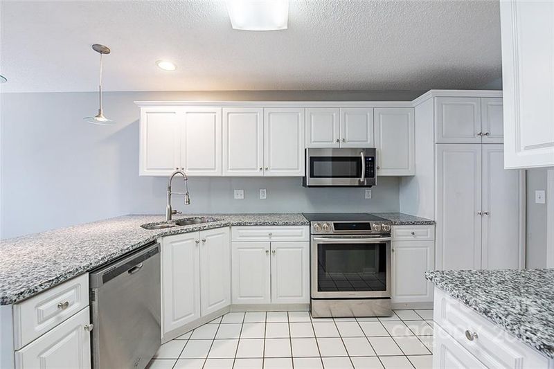 12106 Baywoods Dr, Tega Cay, SC 29708