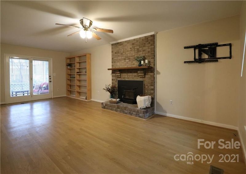 6407 Harrison Rd, Charlotte, NC 28270