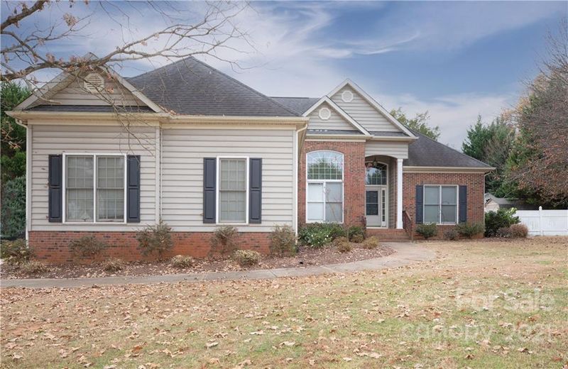 5740 Saint James Ln, York, SC 29745