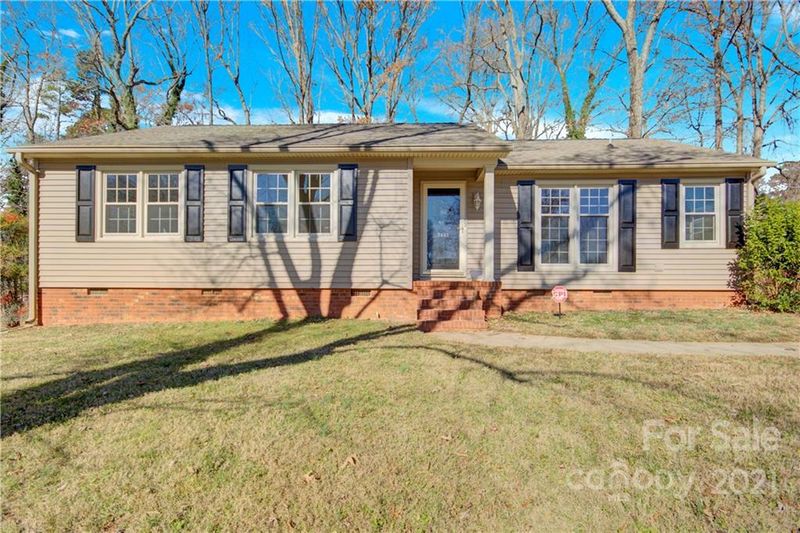 7243 Fox Hunt Rd, Charlotte, NC 28212