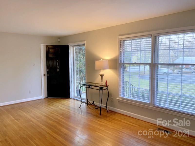 6100 Channing Ct, Charlotte, NC 28215