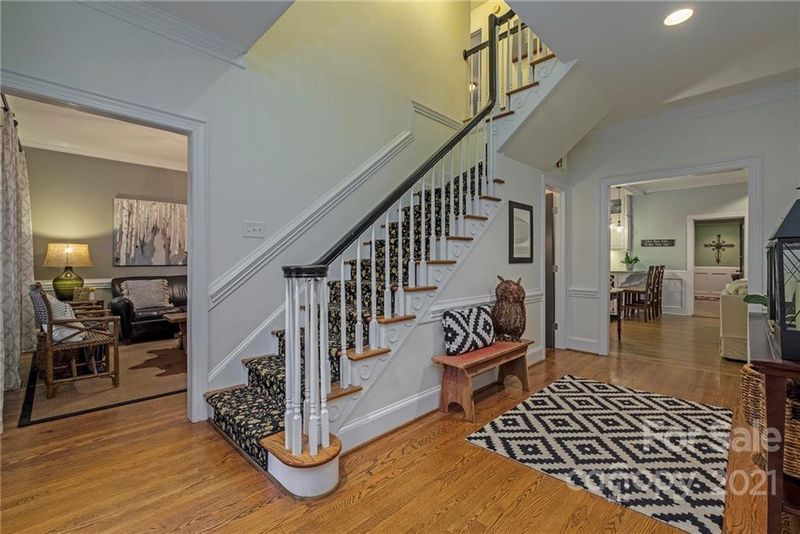 9235 Tillot Dr, Matthews, NC 28105