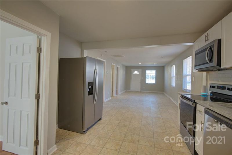 3917 Plainview Rd, Charlotte, NC 28208
