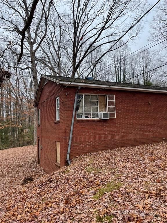 152 10th Ave SE, Hickory, NC 28602