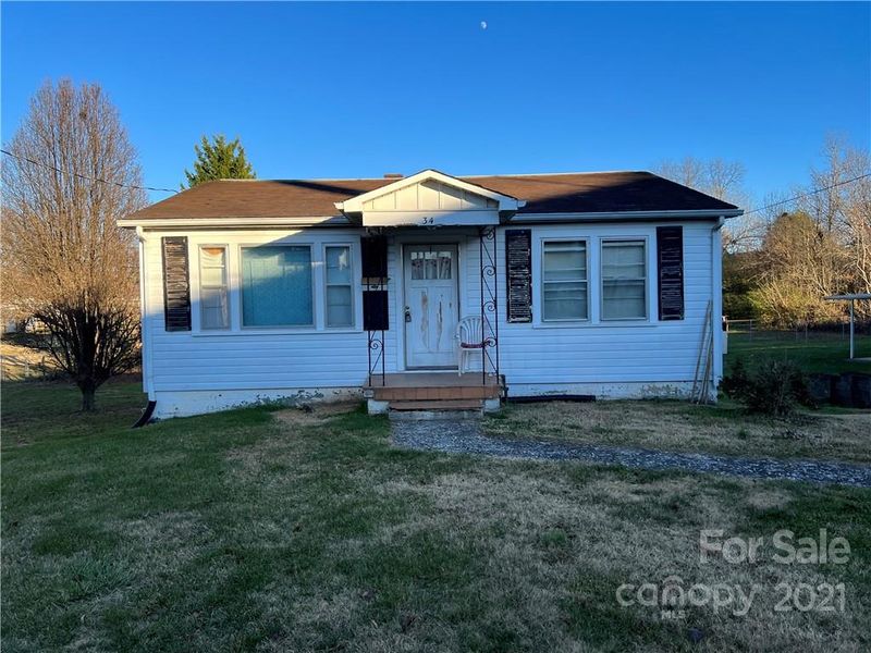 34 28th St NW, Hickory, NC 28601