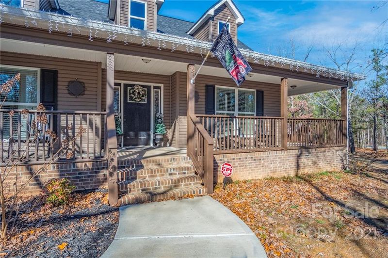 555 Rowells Rd, Catawba, SC 29704