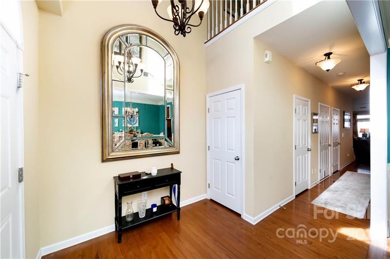 3906 Neon Ln, Charlotte, NC 28270