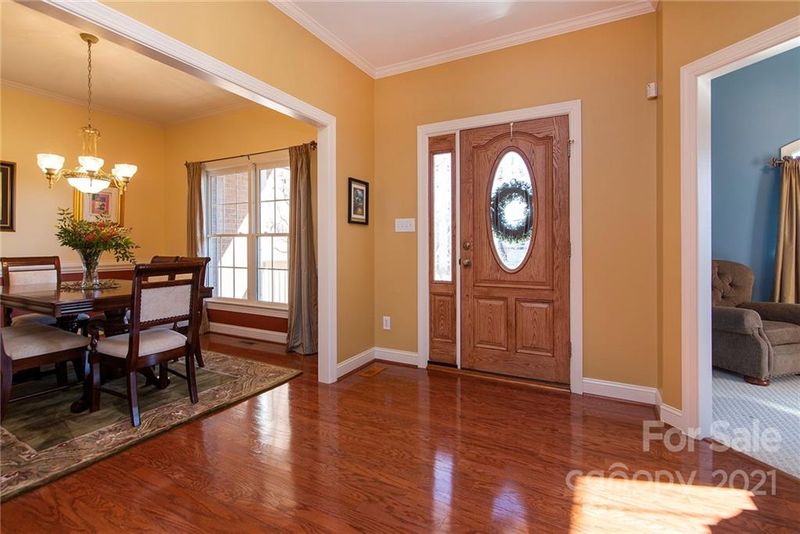 727 Tom Morris Ln, Concord, NC 28027
