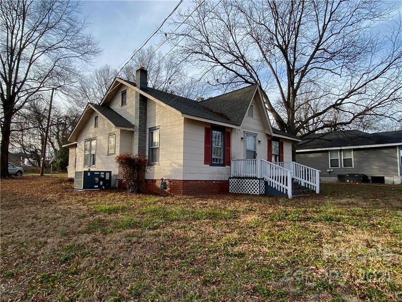 824 S Ridge Ave, Kannapolis, NC 28083