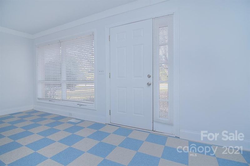 3816 Matthews Mint Hill Rd, Matthews, NC 28105