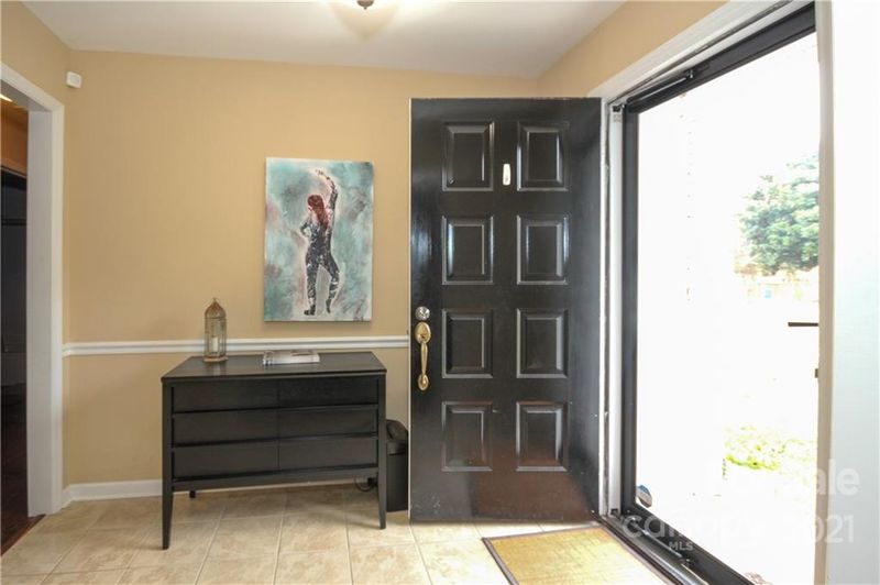 705 Walnut Point Dr, Matthews, NC 28105
