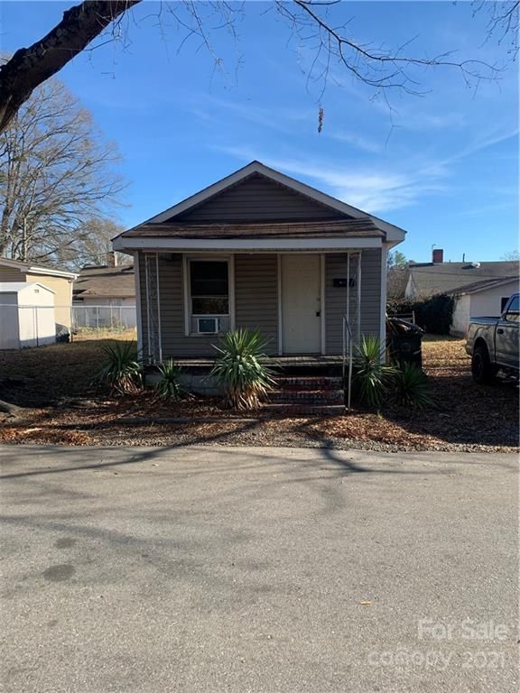102 Black Ave #2, Cherryville, NC 28021