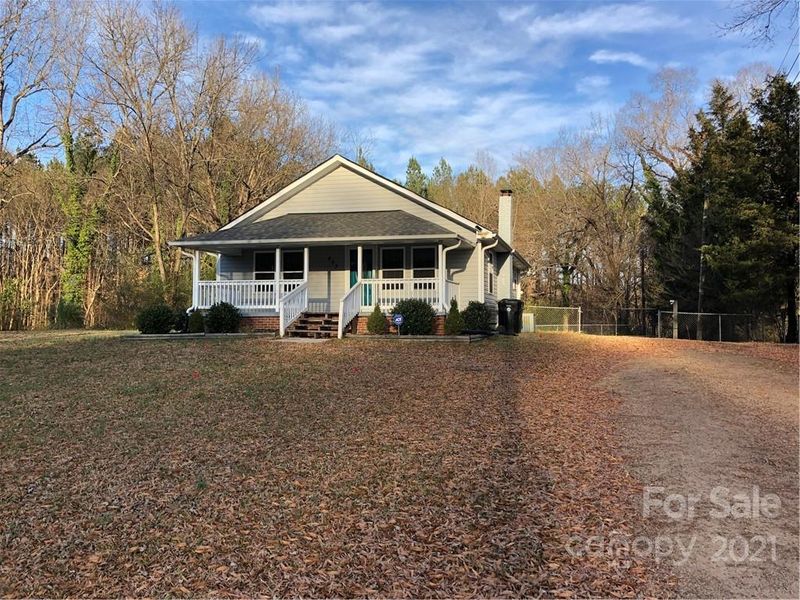 403 Honeycutt Dr, Concord, NC 28025
