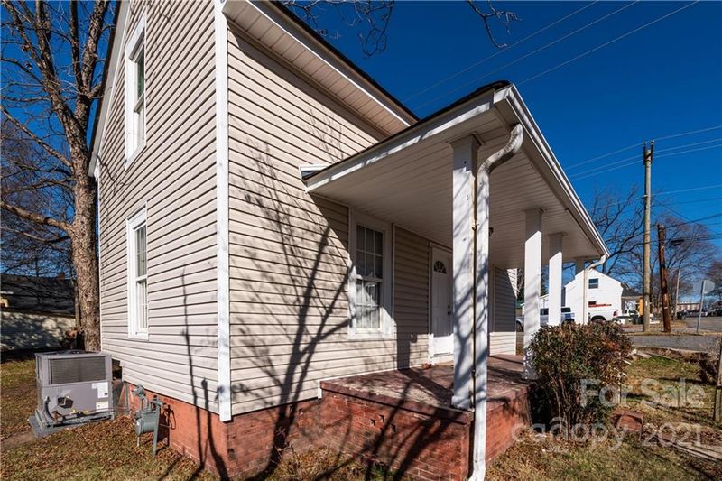 92 Ash Ave, Concord, NC 28025