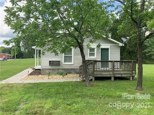 235 S Main St, Wingate, NC 28174