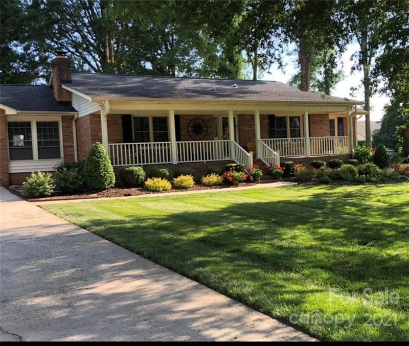 2540 Mclean Rd, Charlotte, NC 28213