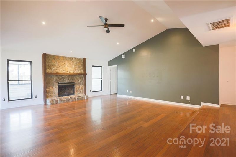 10001 Fairway Ridge Rd, Charlotte, NC 28277