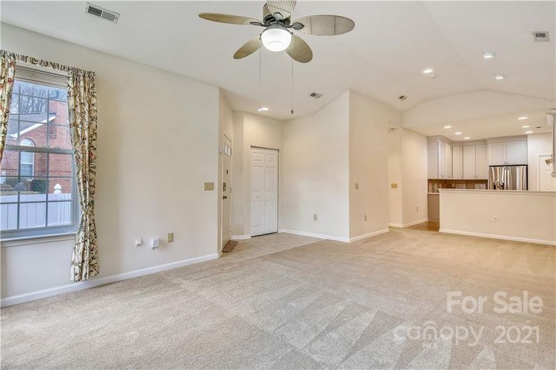 6839 Ledgestone Pl, Charlotte, NC 28227