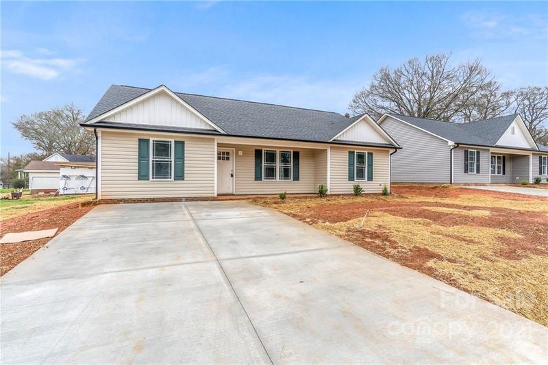 372 Office Dr SW, Concord, NC 28027