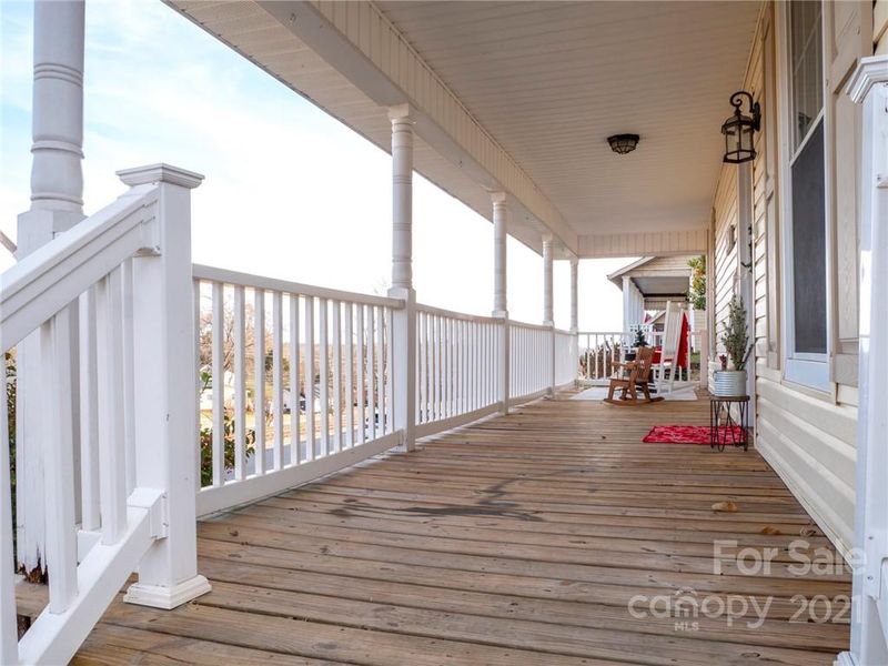 324 Mayflower Ave, Cramerton, NC 28032