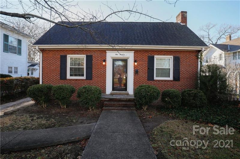 114 Rhodes St, Lincolnton, NC 28092