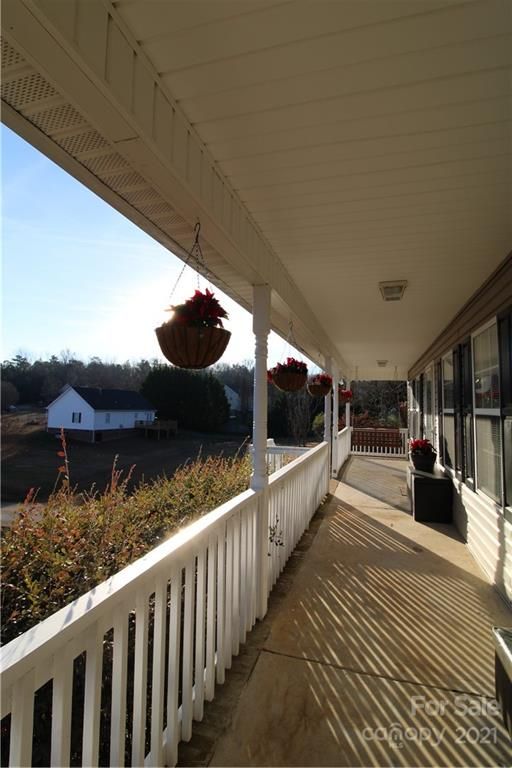 6026 Castle Pines Dr, Rock Hill, SC 29730