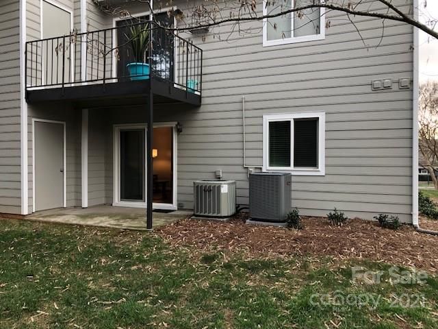 6100 Heathstone Ln #A, Charlotte, NC 28210