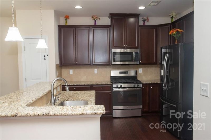 691 Studio Ln NW, Concord, NC 28027