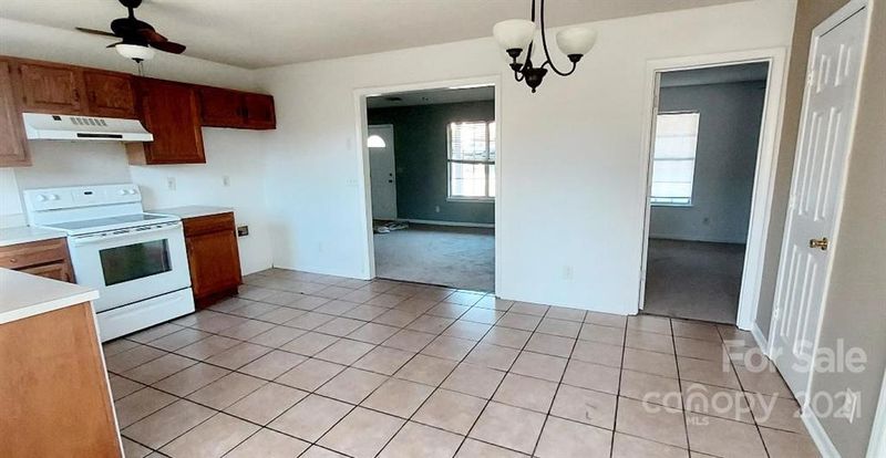 4802 Farmview Dr, Monroe, NC 28110