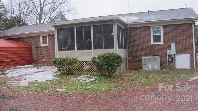 7656 Tuckaseegee Rd, Kannapolis, NC 28081