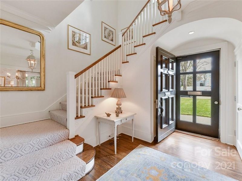 1630 Brandon Rd, Charlotte, NC 28207
