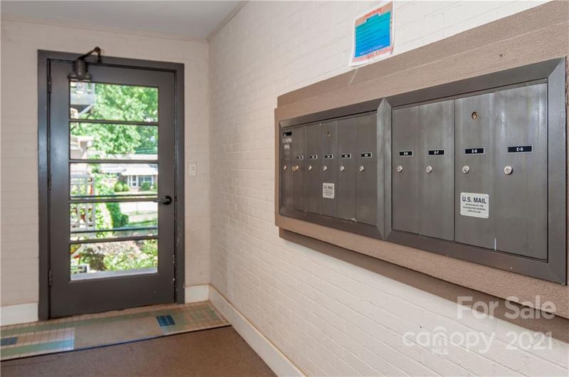 223 N Dotger Ave #E5, Charlotte, NC 28207