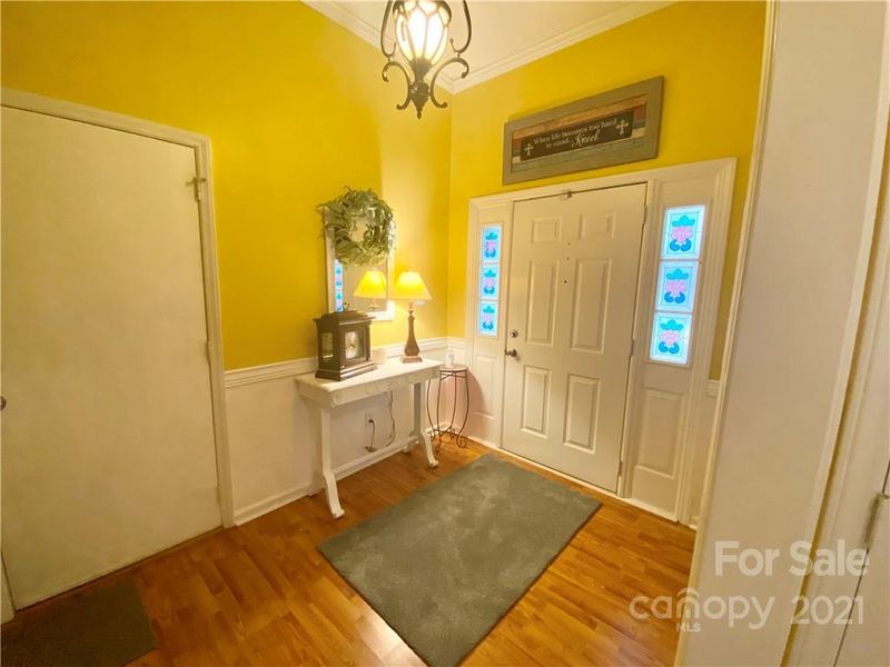 8718 Kirkley Glen Ln, Charlotte, NC 28215