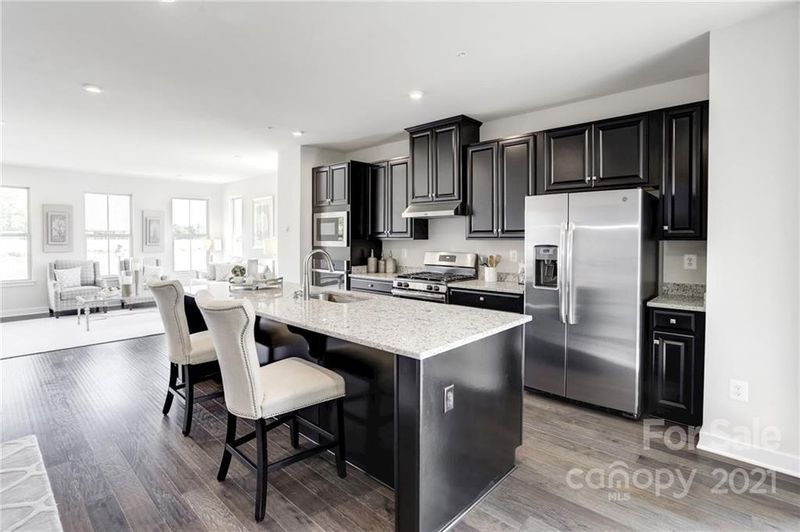 2011 Dornoch Rd #1033D, Tega Cay, SC 29708