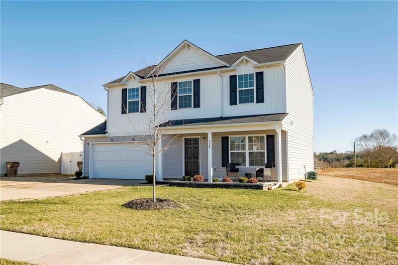 318 Valerie Dr, Lincolnton, NC 28092