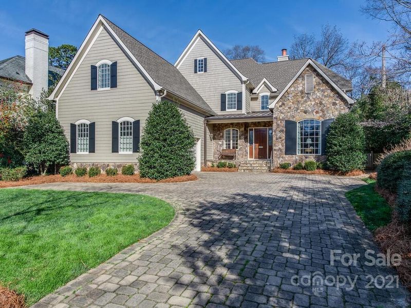 2071 Hopedale Ave, Charlotte, NC 28207