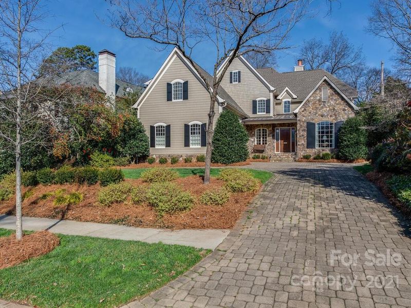 2071 Hopedale Ave, Charlotte, NC 28207